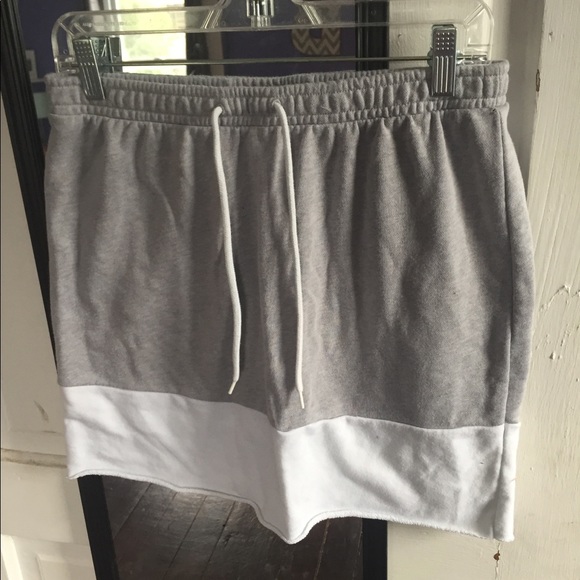 sweat skirt - Picture 2 of 2